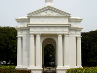 Aayi Mandapam Aayi Mandapam