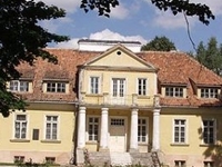 A Manor in Tybory Kamianka A Manor in Tybory Kamianka