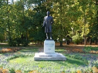 Németh István statue