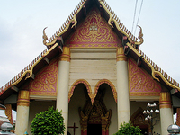 Wat Si Mongkhon Tai