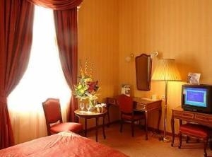 Room Room