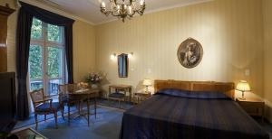 Room Room