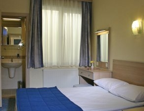 Room Room