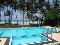 Full Moon Resort Pool Full Moon Resort Pool