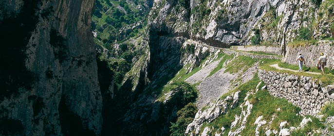 Picos de Europa National Park, Asturias, Spain Social ...